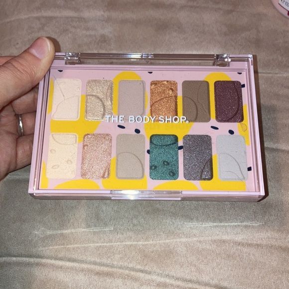The Body Shop Makeup The Body Shop Paint In Colour Eyeshadow Palette Poshmark